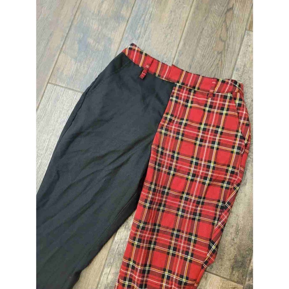 Split pattern hot topic slacks - Picture 3 of 4